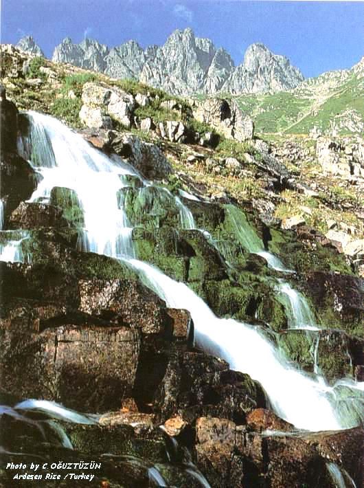 Kaçkarda Bir Çağlayan