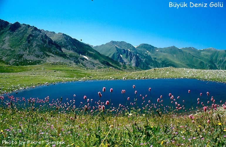 Kaçkarlarda Bir Göl