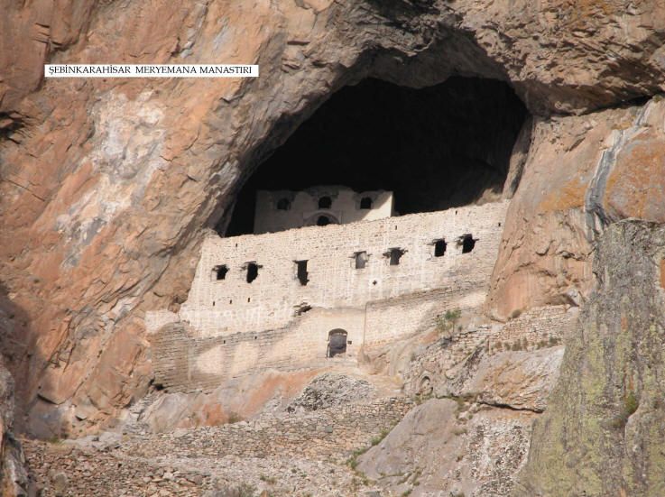 Meryem Ana Kilisesi - Manastırı
