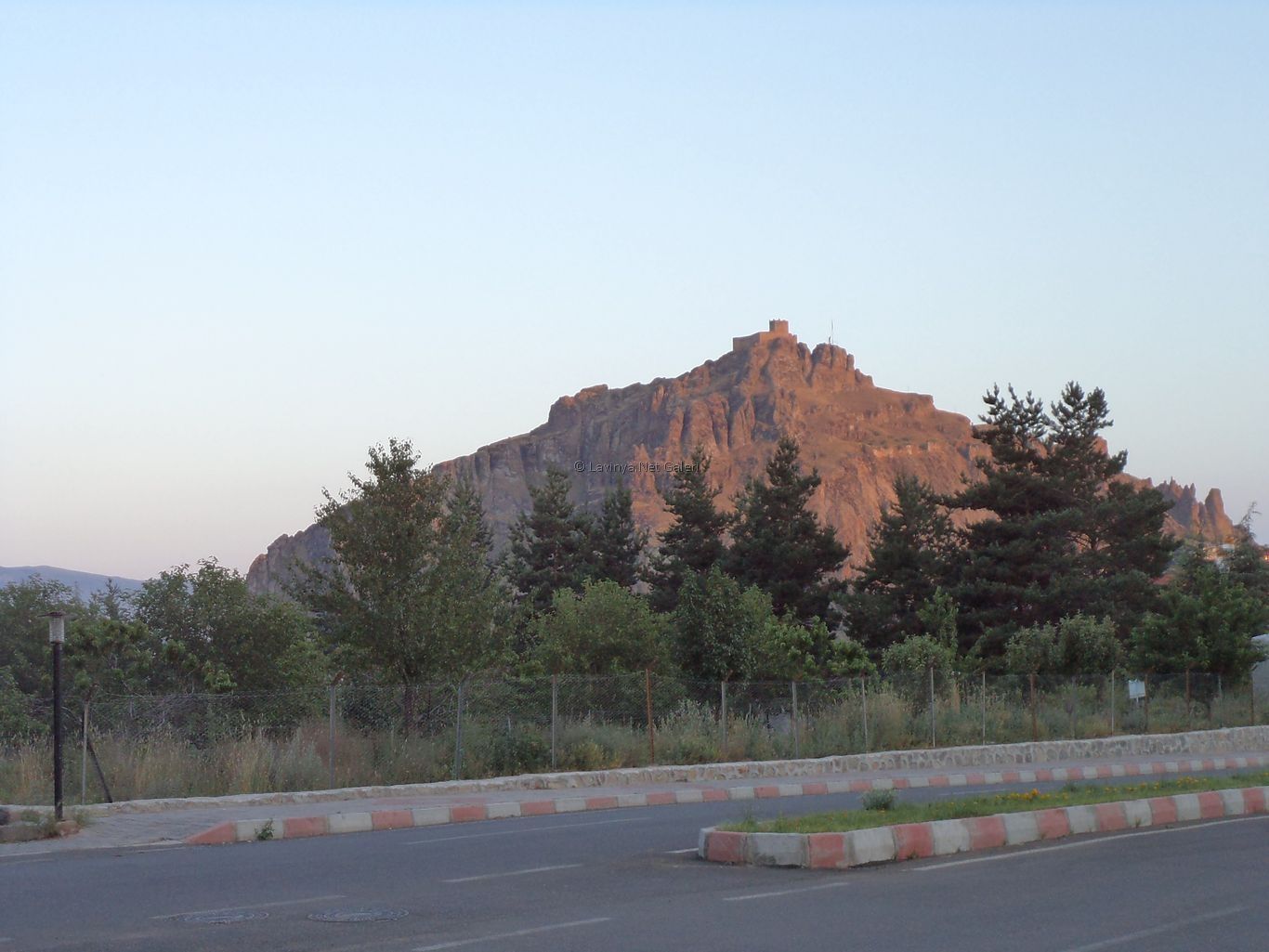 Şebinkarahisar Kalesi