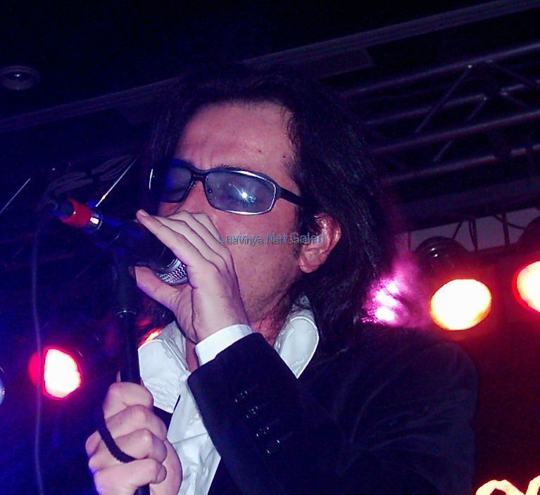 Feridun Düzağaç bir konserde