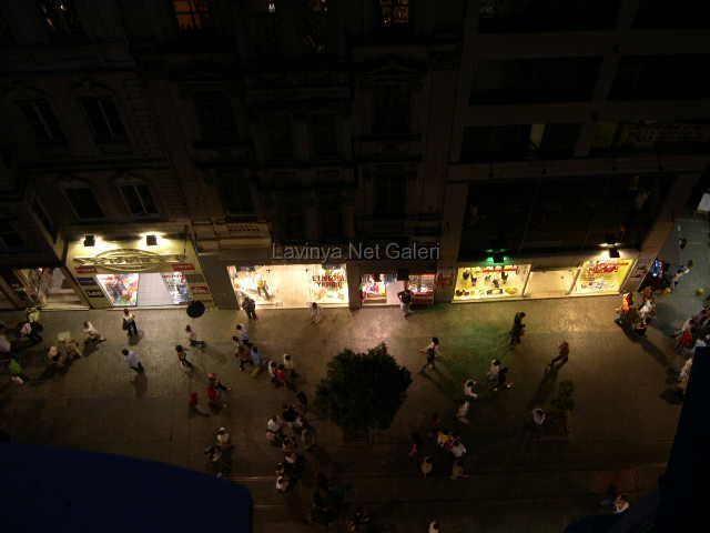 Bir Beyoğlu Gecesi