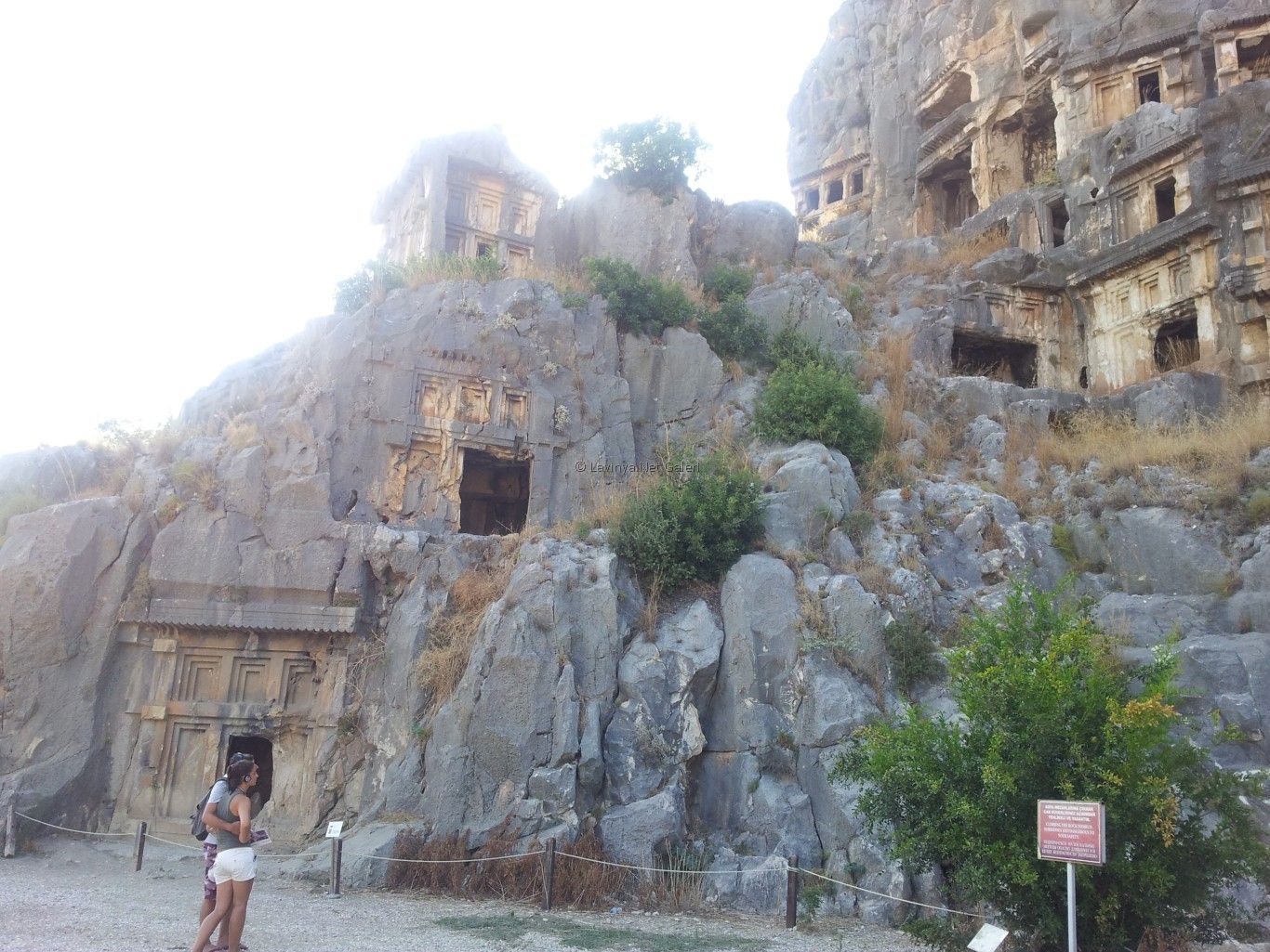Kaya Mezarları