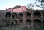 Şebinkarahisar Taşhanlar